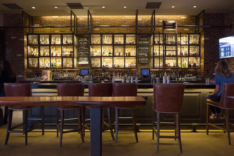 interior-lighting-design-restaurant-bar